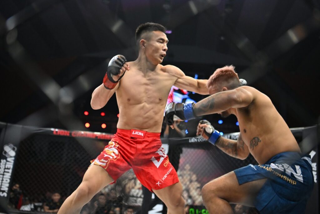 Cao thủ MMA Nghiêm Văn Ý: Sau 10 tháng 'ở ẩn', chinh phục võ sĩ Nhật Bản tại Road to UFC