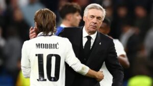 Real Madrid Tiễn Ancelotti và Modric Bằng Chiến Thắng 2-0 Trước Sociedad